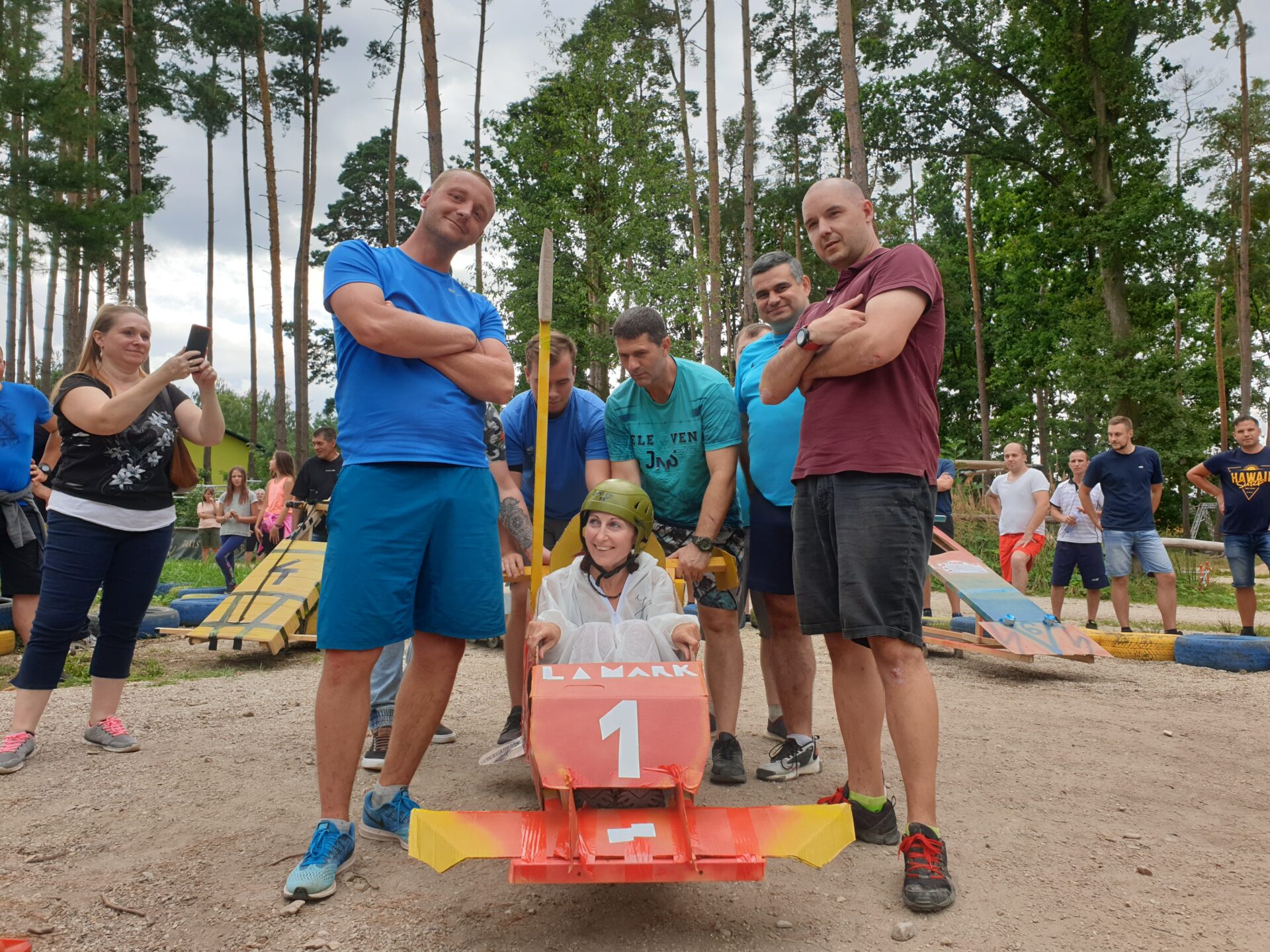 LAMARK slaví se zaměstnanci ve velkém stylu 17 let na trhu